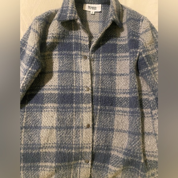 Plaid blue/grey shacket - Picture 2 of 5
